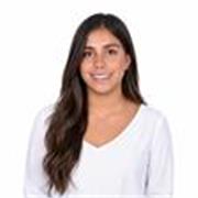 Profesora de inglés apta para todas las edades.