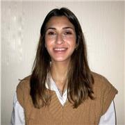 Profesora de educación física imparte clases de todas las asignaturas de primaria y secundaria hasta 3 de ESO