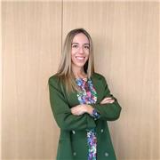 Profesional titulada en Economía y Negocios Internacionales y Máster en formación del profesorado