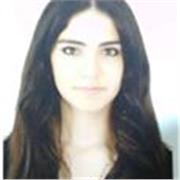 Ingénieure titulaire d’un doctorat en génie civil, spécialité mécanique des matériaux