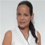 Profesor ayuda a entender y realizar trabajos en todas las materias, de preferencia primaria