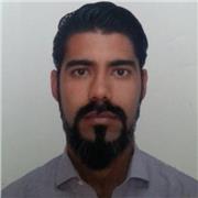 Profesor imparte clases todas las edades