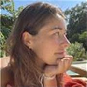 J’aide les élèves à faire leur devoirs et à réviser pour le bac ( et préparer a une prépa scientifique)
