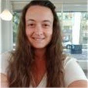 Lic. en Arte Dramático enseña español a extranjeros