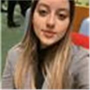 Ragazza offre aiuto compiti/ripetizioni materie umanistiche/linguistiche x elementari, medie e fino a terzo/quarto liceo