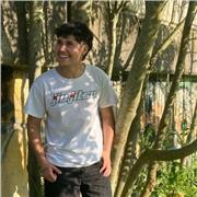 Persona curiosa y con experiencia atendiendo a niños de primaria. Doy clases particulares a niños de primaria y de Filosofía.