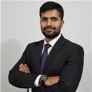 Nachhilfelehrer für Englisch, Mathematik und Physik für Kinder jeden Alters