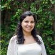 Profesora de ciencias políticas e historia