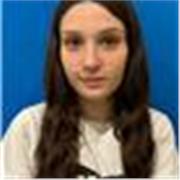 Estudiante de Bachillerato interesada en ayudar y enseñar a pequeños de primaria 