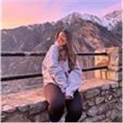 Joven graduada en La ESO, con muy buena experiencia en Matemáticas, tengo 1 año de experiencia dando clases a otros jovenes.