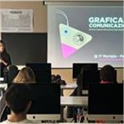 Ciao, sono Chiara! La tua insegnante di informatica 