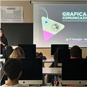 Ciao, sono Chiara! La tua insegnante di informatica