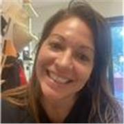 Profesora de francés con experiencia. Ofrezco clases dinámicas para todas las edades y todos los niveles, adaptadas a tú ritmó 