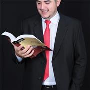 Sou advogado, formado em Direito e atualmente curso Licenciatura em História. Ofereço aulas particulares e reforço escolar em His