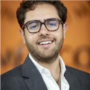 Maestro de orientación profesional y vocacional en español o inglés. Experiencia con adultos y alumnos de bachillerato