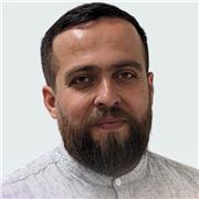 I am and ESOL teacher and aim at teaching English to young and adult learners.