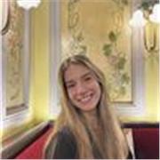 Estudiante titulada B2+ inglés. Disponible para clases particulares o grupales para niños y niñas hasta 2 bachillerato.