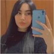 Licenciada en filología Inglesa y profesora de Inglés con mas de 5 años de experiencia