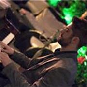Insegnante di pianoforte classico e moderno