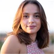 Podria impartir cualquier materia de primaria y las de ciencias de bachiller y ESO, en catalán o castellano. 