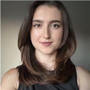 University Student Offering English Tutoring