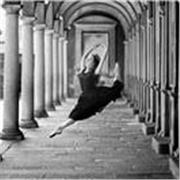 Ballerina classica professionista solista in compagnie di balletto russe offre lezioni di danza classica, punte, repertorio