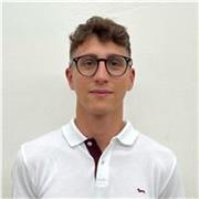 Studente in Ing. Informatica Magistrale e Docente presso una scuola superiore propone lezioni di Informatica teoriche e pratiche (