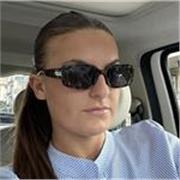 Offro lezioni ai bambini della scuole elementare e medie, cercando di imparare e divertirsi insieme 