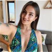 Profesora de Mindfullnes disponible de manera online y presencial, enfoque integral