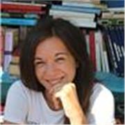 Diplomata al liceo linguistico. Laureanda in scienze motorie