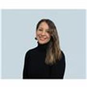 Soy ciudadana estadounidense y he vivido los últimos 7 años en Estados Unidos. Comencé a impartir clases de inglés desde los 15 añ