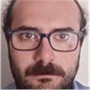 Studente di lettere classiche impartisce lezioni per aiuto compiti