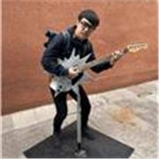 A Korean tutor based in London – With over 3 years of language teaching experience, I offer customised lessons tailored to each st