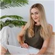 Learn how to nourish your body with personalised nutrition and practical healthy habits.