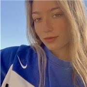 Soy estudiante de ingeniería de cuarto curso del doble grado de ingeniería mecánica e ingeniería en diseño industrial, ofrezco clases de matemáticas y física, que son las materias que más domino a nivel de secundaria, bachillerato incluido