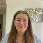 Doy clases particulares de francés para todo tipo de nivel. Soy francesa y tengo 27 años. Hay la posibilidad de hacer las clases a domicilio también (solo para el centro de Valencia). Mi número de teléfono es