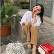 Dottoressa in giurisprudenza, offre lezioni e aiuto compiti per tutte le materie umanistiche