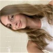 Offro lezioni di spagnolo a studenti delle scuole medie e superiori. Mi sono diplomata in un liceo linguistico ed ho un livello C1