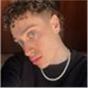 Laureato in Lingue e Culture per il Turismo e la Mediazione Internazione, offro ripetizione in lingua inglese, spagnola e francese