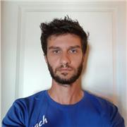 Redattore di libri scolastici di matematica e fisica offre ripetizioni per ragazze e ragazzi di scuole medie e superiori