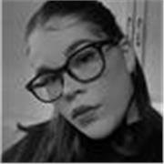 Mi piacciono molto stare con i bambini quindi aiutarli mi farebbe piacere 