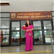 Profesora de Lengua y literatura de enseñanza media