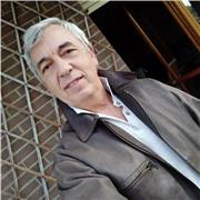 Sono qui per aiutarti a crescere e comprendere.