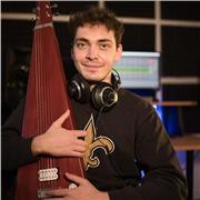 Musicista, Produttore, Compositore di colonne sonore professionista impartisce lezioni di Sound Design, Composizione, Produzione e Mixing