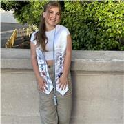 Spanish Tutor offering online lessons to students of all ages.