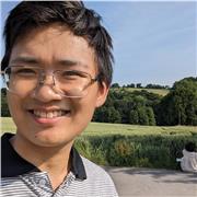 Programmiere Tutor, ich spreche fließen Englisch und B2 Deutsch. Bitte sagen mir bescheid, welche Sprache die Sie lernen möchten