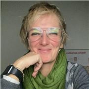 Laurea e dottorato in chimica, offro lezioni a studentesse e studenti di scuole superiori, università, inclusi test di accesso