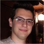 laureato in fisica, disponibile per materie scientifiche anche in inglese