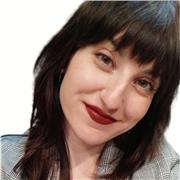 Profesora de apoyo para diferentes niveles, desde infantil hasta ciclos formativos incluyendo idiomas (inglés y francés) y música
