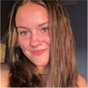 Clara Macías García